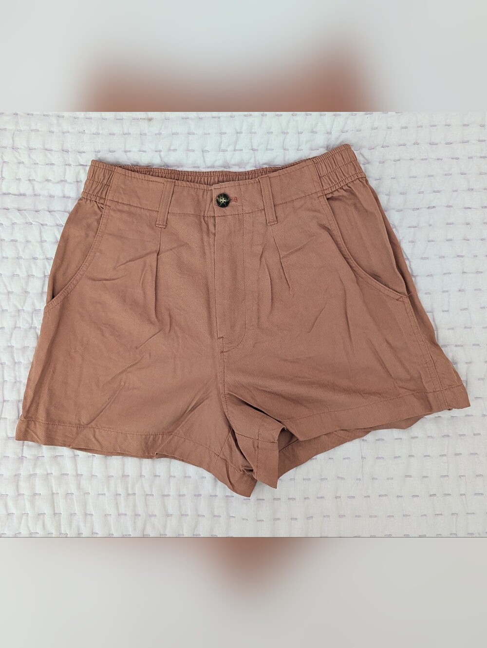 Madewell High-Waist Casual Shorts in Mauve